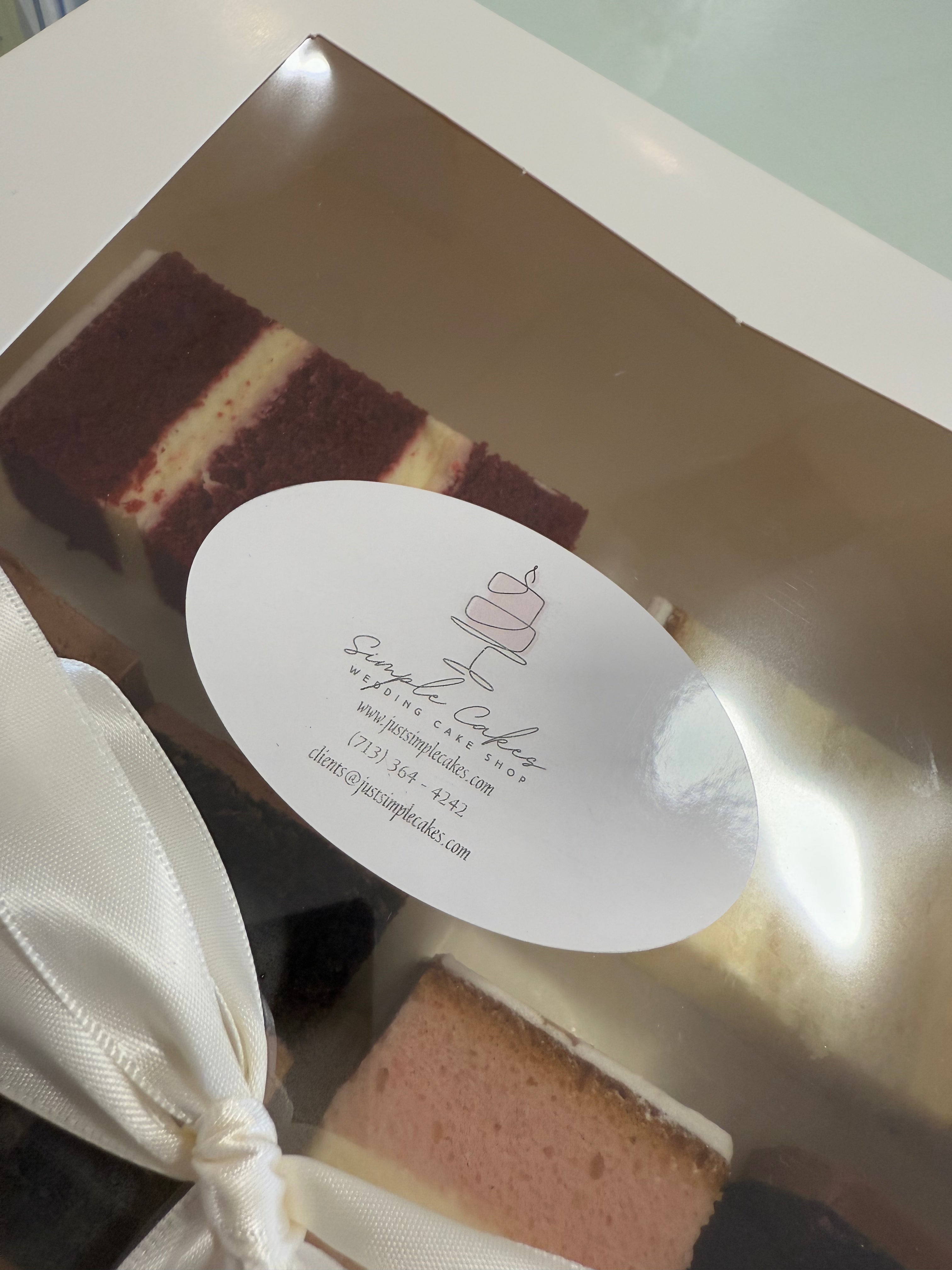 SIMPLE CAKES. TASTING BOX